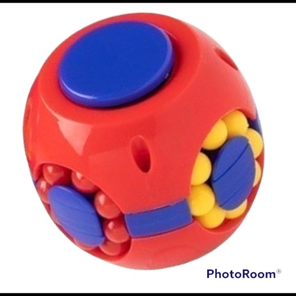 ❤️ FIDGET FUN MAGIC CUBE TOY ❤️ - Picture 6 of 6